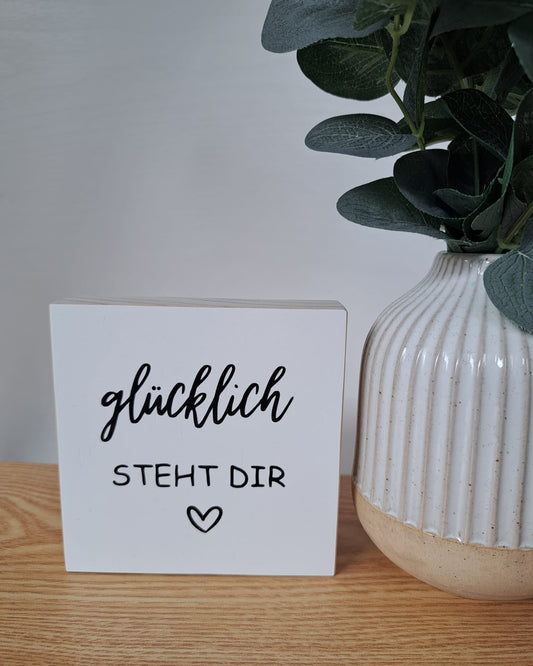 Holzschild glücklich